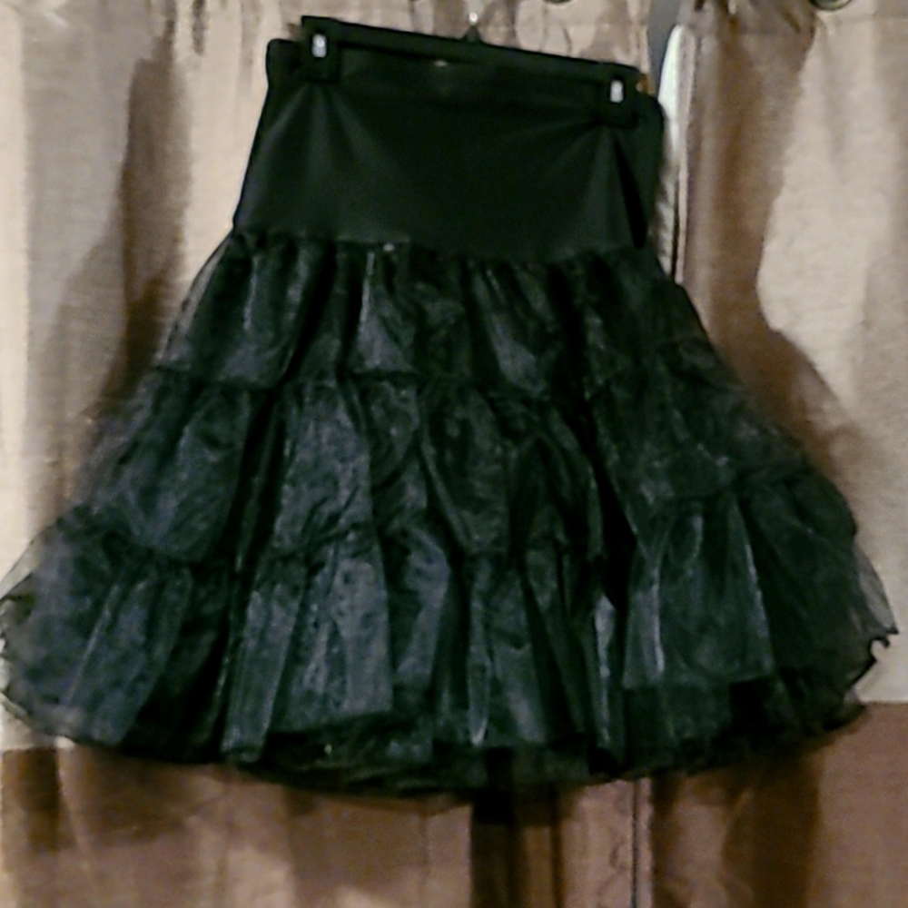 Fluffy petticoat